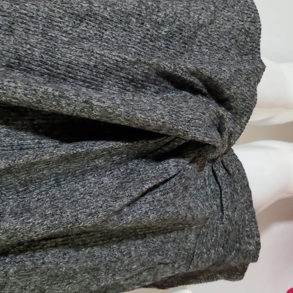 🎄5/$30🎄 iGenjun Light Weight Tunic - Picture 2 of 8